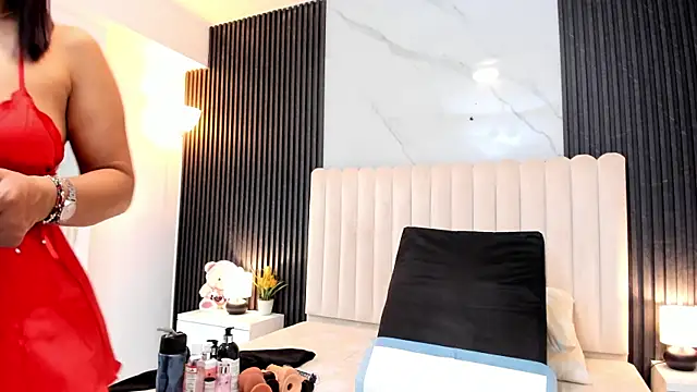 Samantha Claus online show from 11.12.25