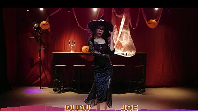 Snapshot of yznt-dudu chatting on 10.29.25 yznt-dudu online show from 10.29.25