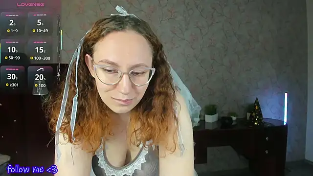 ellie coy  online show from 11.01.25