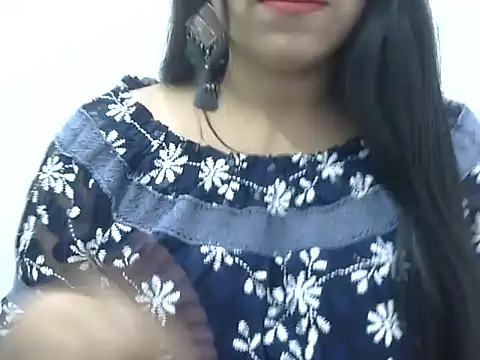 LIYO  online show from 02.23.26