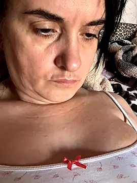 TriumphLove online show from 11.24.25