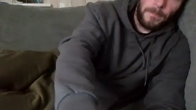 Snapshot of MasterJakeJohns chatting on 11.08.25 MasterJakeJohns online show from 11.08.25