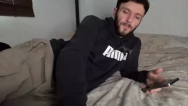 Snapshot of MasterJakeJohns chatting on 11.18.25 MasterJakeJohns online show from 11.18.25