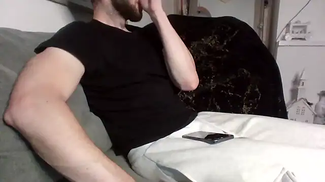 Snapshot of MasterJakeJohns chatting on 11.22.25 MasterJakeJohns online show from 11.22.25