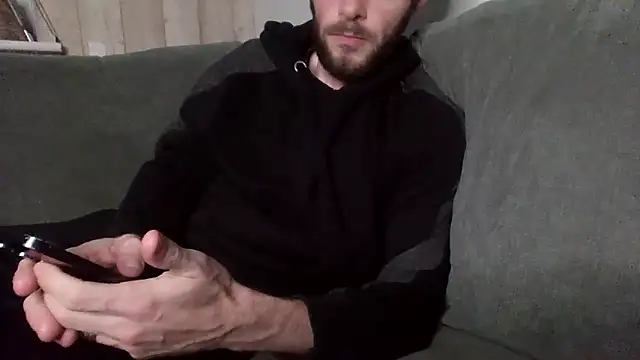 Snapshot of MasterJakeJohns chatting on 11.27.25 MasterJakeJohns online show from 11.27.25