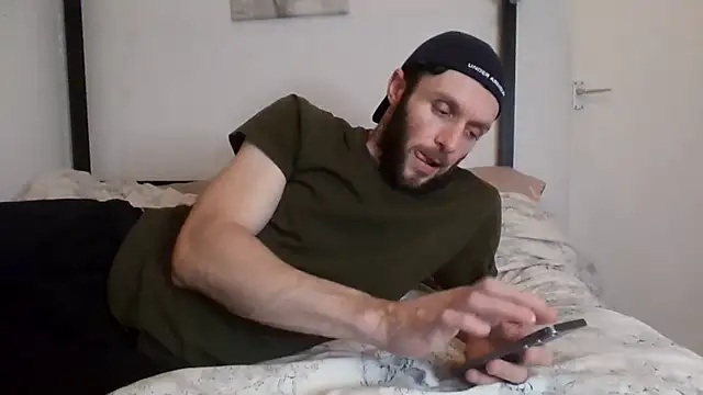 Snapshot of MasterJakeJohns chatting on 12.02.25 MasterJakeJohns online show from 12.02.25