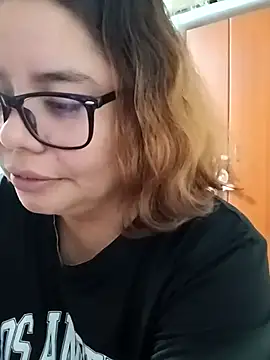 Snapshot of saenz_eymi chatting on 03.03.26 saenz eymi online show from 03.03.26