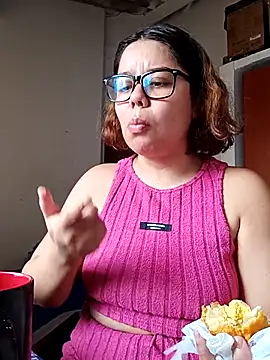 Snapshot of saenz_eymi chatting on 03.05.26 saenz eymi online show from 03.05.26