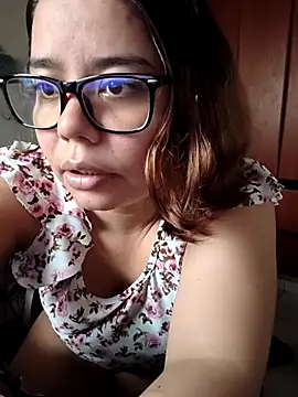 Snapshot of saenz_eymi chatting on 03.12.26 saenz eymi online show from 03.12.26