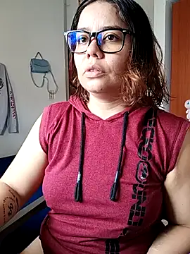 Snapshot of saenz_eymi chatting on 04.04.26 saenz eymi online show from 04.04.26