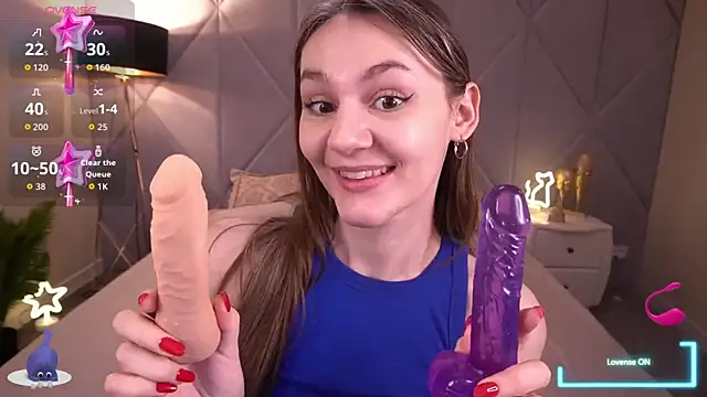 DiamondGoldie online show from 11.25.25