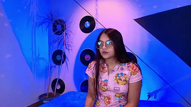 Lilith and Khloe online show from 01.13.26