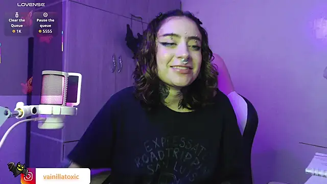 vainilla doll online show from 12.03.25