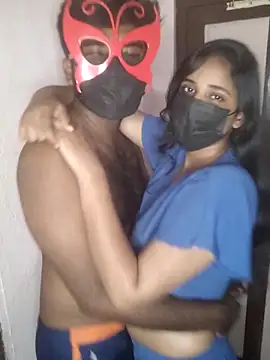 Snapshot of 00USER chatting on 12.16.25 00USER online show from 12.16.25