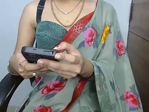 Urlove lily online show from 12.03.25