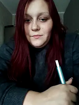 Snapshot of Alisawoods_ chatting on 02.12.26 Alisawoods online show from 02.12.26