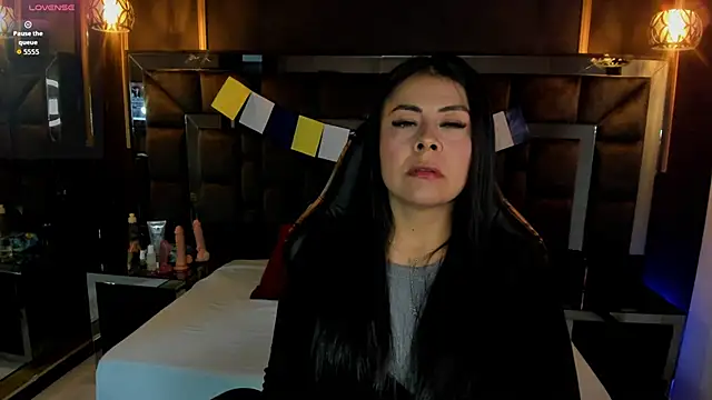 Aniajoness  online show from 09.27.25