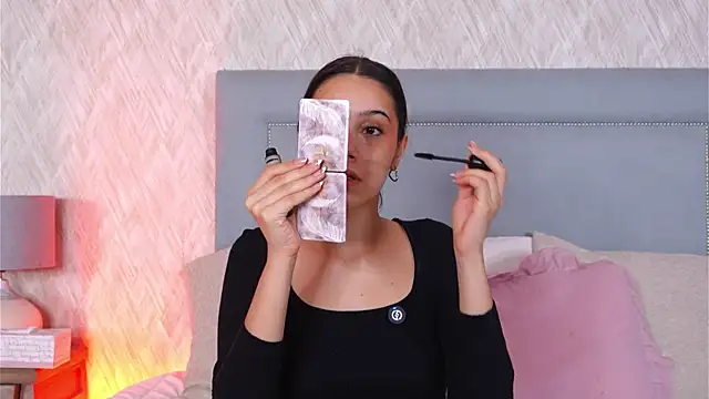 Sofy Bradd online show from 10.11.25