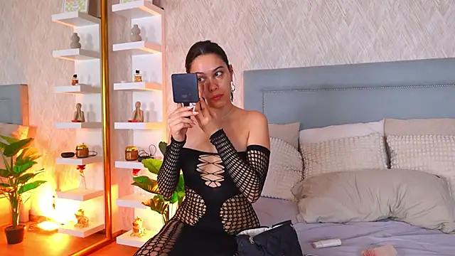 Snapshot of Sofy_Bradd chatting on 06.04.26 Sofy Bradd online show from 06.04.26