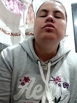 yaneth  online show from 10.19.25