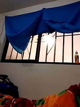 yaneth  online show from 10.22.25