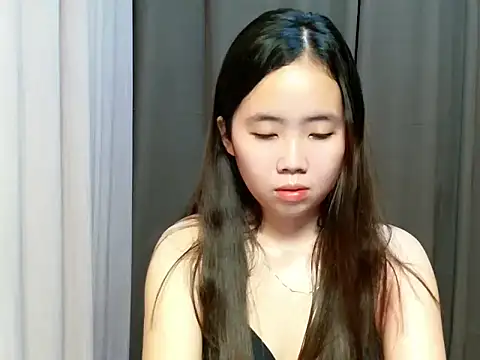 lovelysluttyxx online show from 10.04.25