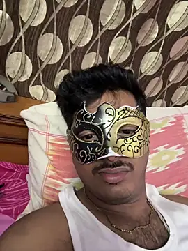 Snapshot of VVcouple chatting on 09.30.25 VVcouple online show from 09.30.25