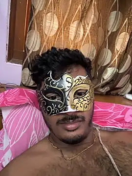 Snapshot of VVcouple chatting on 10.17.25 VVcouple online show from 10.17.25