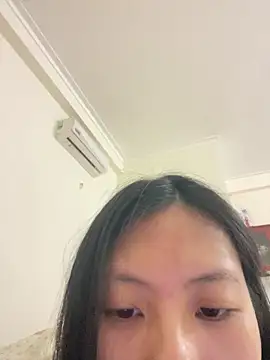 Lil-Gi online show from 11.18.25