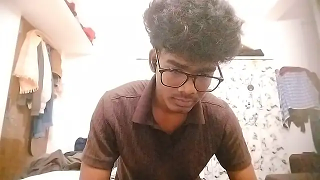 Snapshot of Rahulisagoodguy chatting on 09.21.25 Rahulisagoodguy online show from 09.21.25