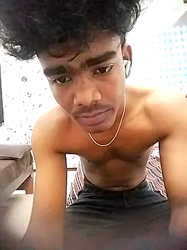 Snapshot of Rahulisagoodguy chatting on 10.05.25 Rahulisagoodguy online show from 10.05.25