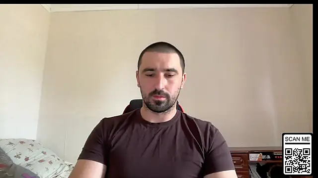 Snapshot of Hard_to_Obey chatting on 07.04.26 Hard to Obey online show from 07.04.26