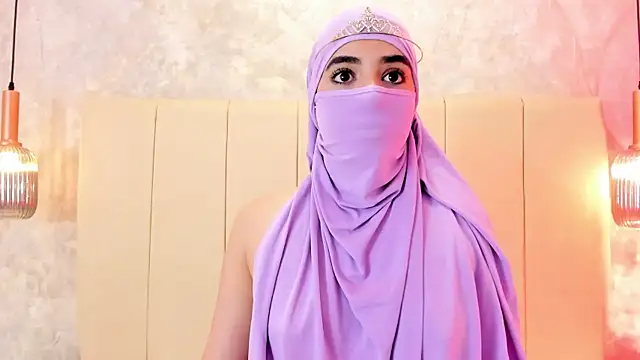 nayiraa  online show from 09.27.25