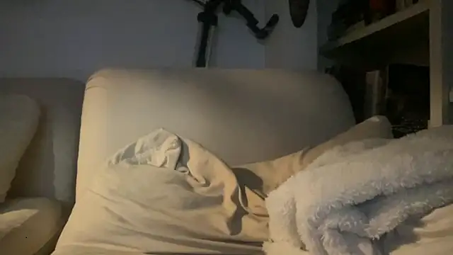 Snapshot of dddasani chatting on 09.28.25 dddasani online show from 09.28.25