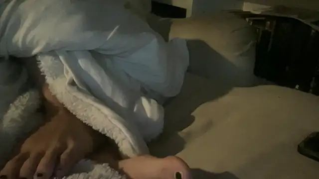 Snapshot of dddasani chatting on 09.30.25 dddasani online show from 09.30.25