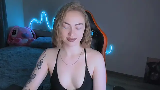 LaraKrein lk online show from 04.16.26