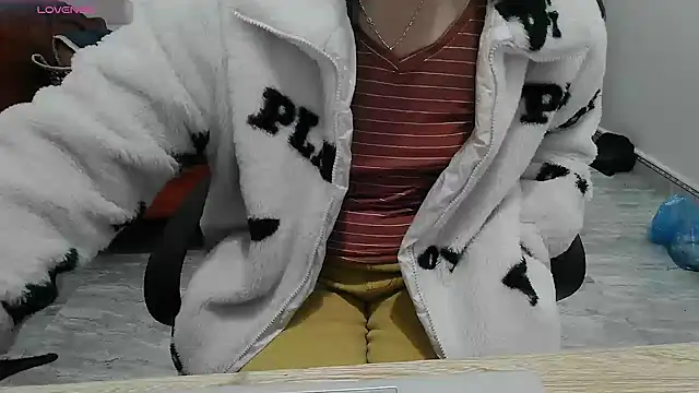 Owe chan online show from 11.25.25