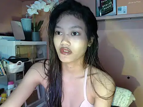 skinny gracie online show from 10.07.25