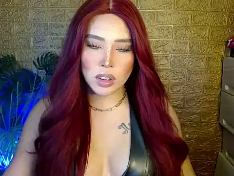 its Kyra online show from 11.30.25