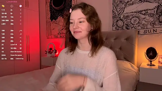 IrisPurrphy online show from 11.10.25