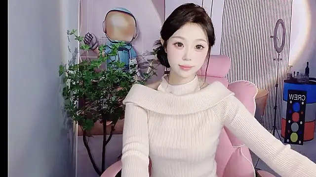 Snapshot of CAICAI_BABY chatting on 11.09.25 CAICAI BABY online show from 11.09.25