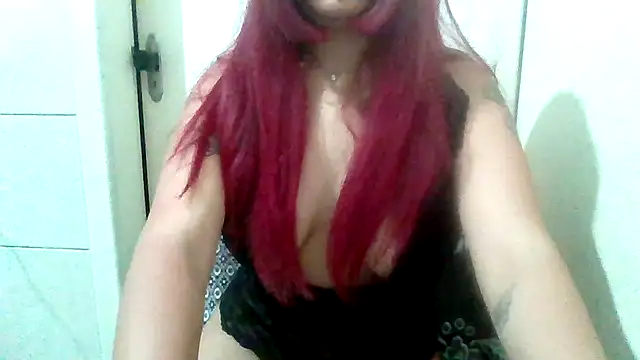 Snapshot of moranachan chatting on 10.25.25 moranachan online show from 10.25.25