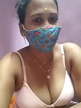 Snapshot of Tamil_Amul chatting on 11.27.25 Tamil Amul online show from 11.27.25