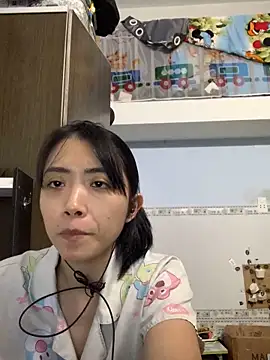 Minee1202 online show from 10.15.25