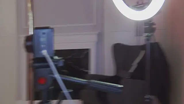 Snapshot of MarilynNova chatting on 10.24.25 MarilynNova online show from 10.24.25