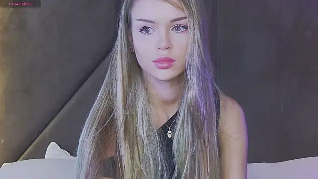 MarilynNova online show from 06.06.26