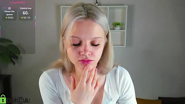 Allice Cox online show from 10.12.25