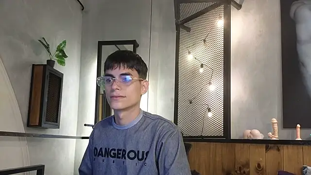 Dani mc1 online show from 12.22.25