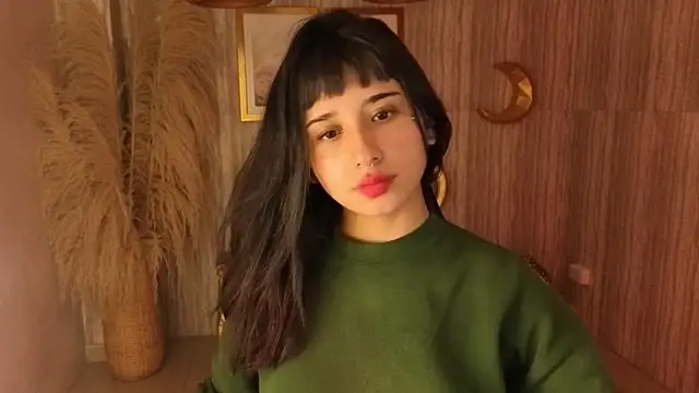 Snapshot of allyssa_bellini_s chatting on 11.21.25 allyssa bellini s online show from 11.21.25