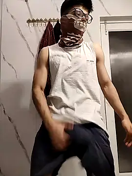 Snapshot of mrmasseur06 chatting on 04.01.26 mrmasseur06 online show from 04.01.26